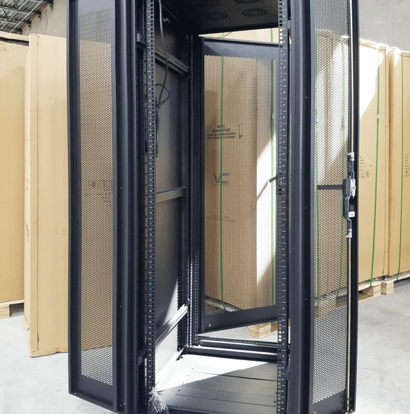 Network 42U Network Full Size Server Rack 19" Virginia Cables